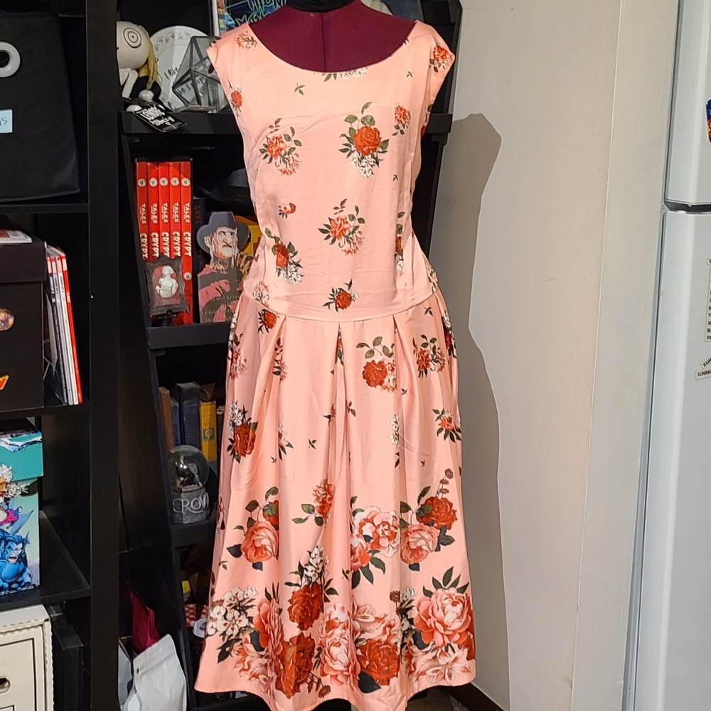 Dolly & Dotty Retro Plus Size Pink & Red Roses Swing Dress NWT